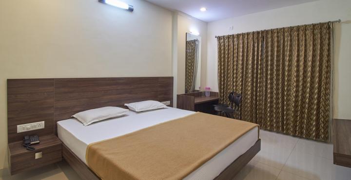 Airlines Hotell Mysore Exteriör bild